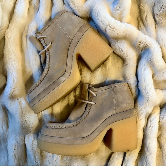 Chloé Jamie Suede Platform Lace-Up Booties - Picture 4 of 15